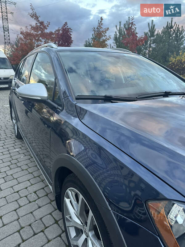 Универсал Volkswagen Golf Alltrack 2016 в Ивано-Франковске