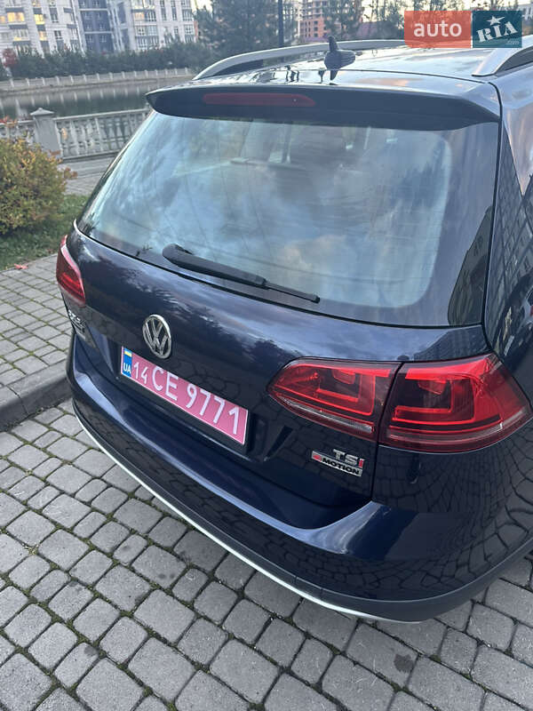 Универсал Volkswagen Golf Alltrack 2016 в Ивано-Франковске