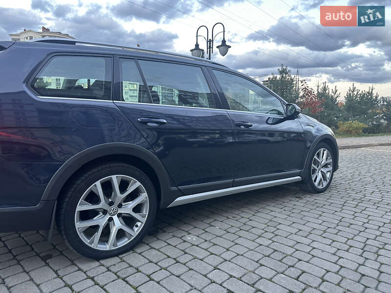 Универсал Volkswagen Golf Alltrack 2016 в Ивано-Франковске
