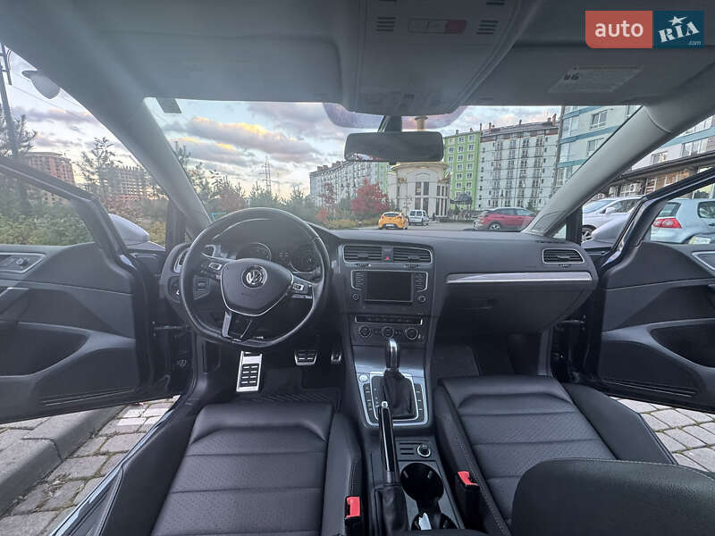 Универсал Volkswagen Golf Alltrack 2016 в Ивано-Франковске