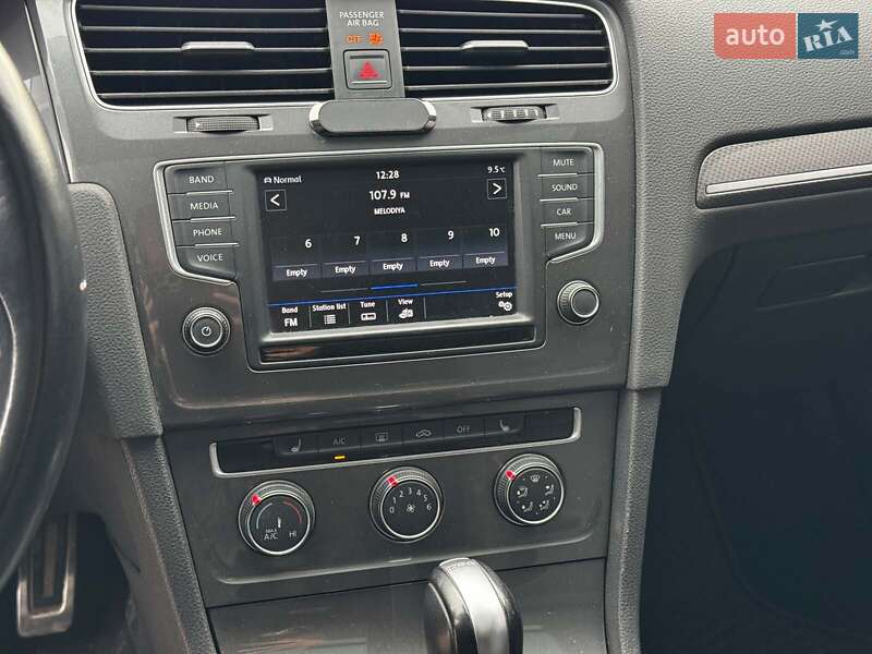 Універсал Volkswagen Golf Alltrack 2016 в Харкові