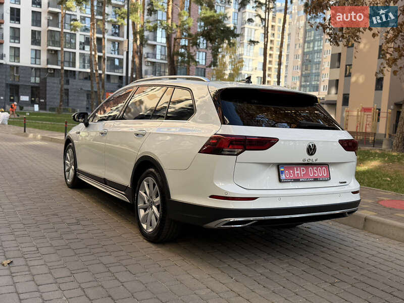 Универсал Volkswagen Golf Alltrack 2023 в Броварах