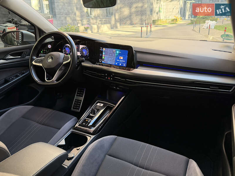 Универсал Volkswagen Golf Alltrack 2023 в Броварах