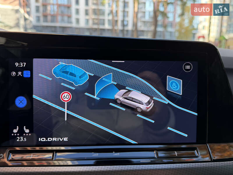 Универсал Volkswagen Golf Alltrack 2023 в Броварах