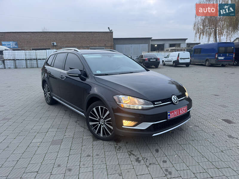Универсал Volkswagen Golf Alltrack 2019 в Владимире фото 2 Универсал Volkswagen Golf Alltrack 2019 в Владимире