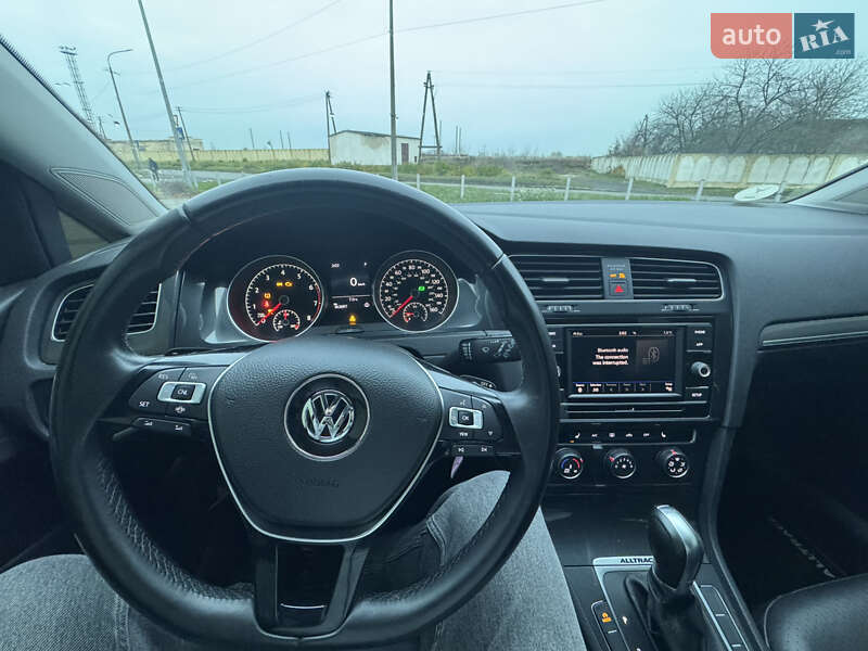 Универсал Volkswagen Golf Alltrack 2019 в Владимире фото 45 Универсал Volkswagen Golf Alltrack 2019 в Владимире