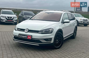 Универсал Volkswagen Golf Alltrack 2016 в Львове