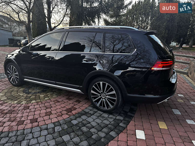 Универсал Volkswagen Golf Alltrack 2019 в Хусте