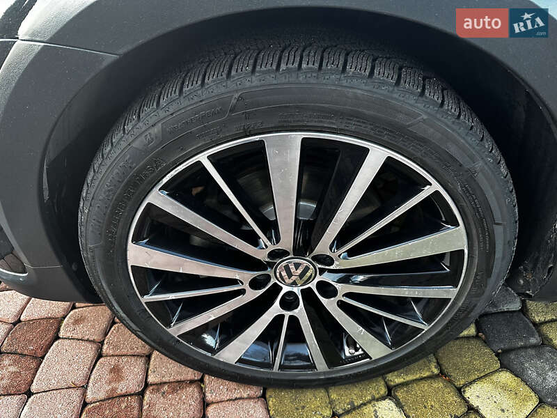 Универсал Volkswagen Golf Alltrack 2019 в Хусте