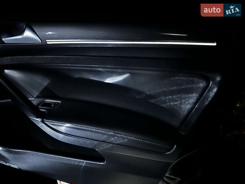 Универсал Volkswagen Golf Alltrack 2019 в Хусте