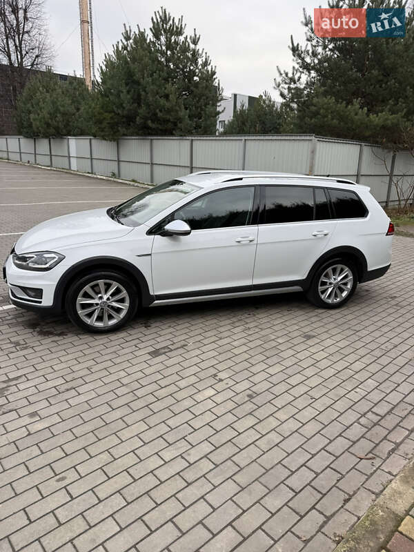 Универсал Volkswagen Golf Alltrack 2020 в Луцке фото 5 Универсал Volkswagen Golf Alltrack 2020 в Луцке