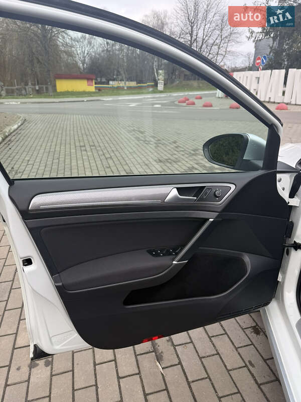Универсал Volkswagen Golf Alltrack 2020 в Луцке фото 16 Универсал Volkswagen Golf Alltrack 2020 в Луцке