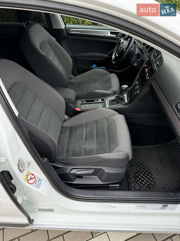 Универсал Volkswagen Golf Alltrack 2020 в Луцке фото 26 Универсал Volkswagen Golf Alltrack 2020 в Луцке