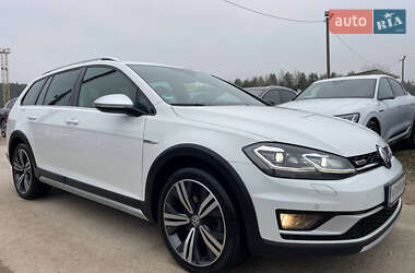 Універсал Volkswagen Golf Alltrack 2019 в Луцьку