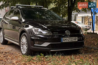Универсал Volkswagen Golf Alltrack 2016 в Житомире