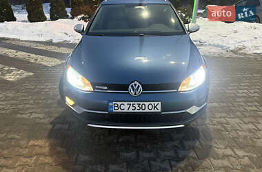 Универсал Volkswagen Golf Alltrack 2016 в Стрые