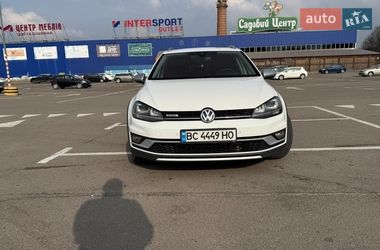 Универсал Volkswagen Golf Alltrack 2016 в Львове