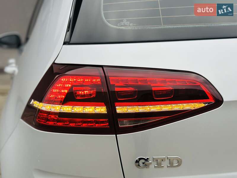 Хэтчбек Volkswagen Golf GTD 2013 в Мукачево