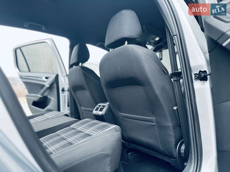 Хэтчбек Volkswagen Golf GTD 2013 в Мукачево