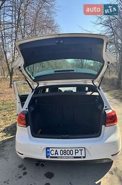 Хэтчбек Volkswagen Golf GTD 2011 в 