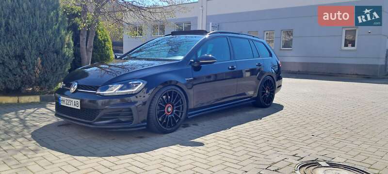 Универсал Volkswagen Golf GTD 2017 в Одессе