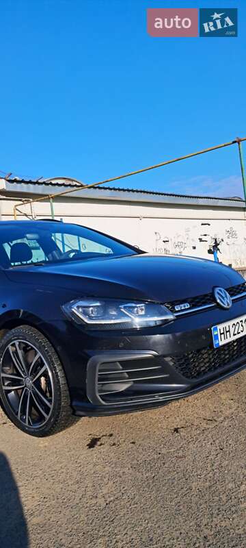 Универсал Volkswagen Golf GTD 2017 в Одессе