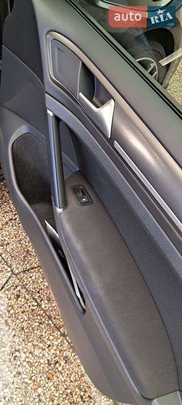 Универсал Volkswagen Golf GTD 2017 в Одессе