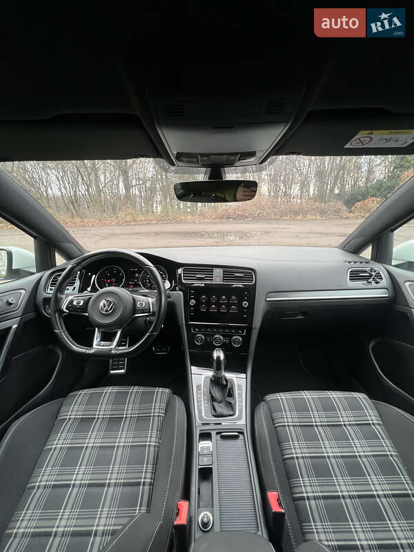 Универсал Volkswagen Golf GTD 2017 в Львове фото 29 Универсал Volkswagen Golf GTD 2017 в Львове