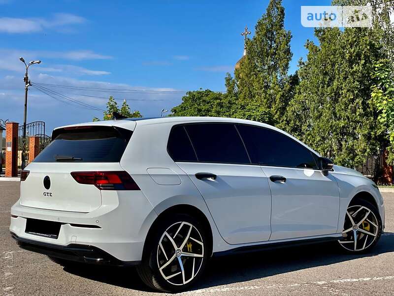 Хэтчбек Volkswagen Golf GTE 2020 в Кривом Роге