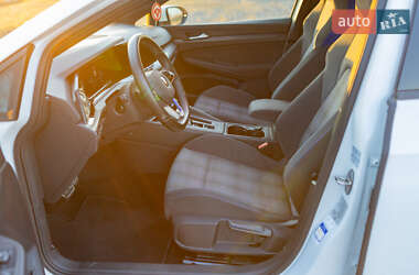 Хетчбек Volkswagen Golf GTE 2021 в 