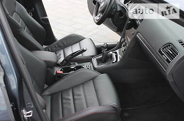 Хэтчбек Volkswagen Golf GTI 2018 в 