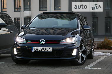 Хетчбек Volkswagen Golf GTI 2015 в Києві