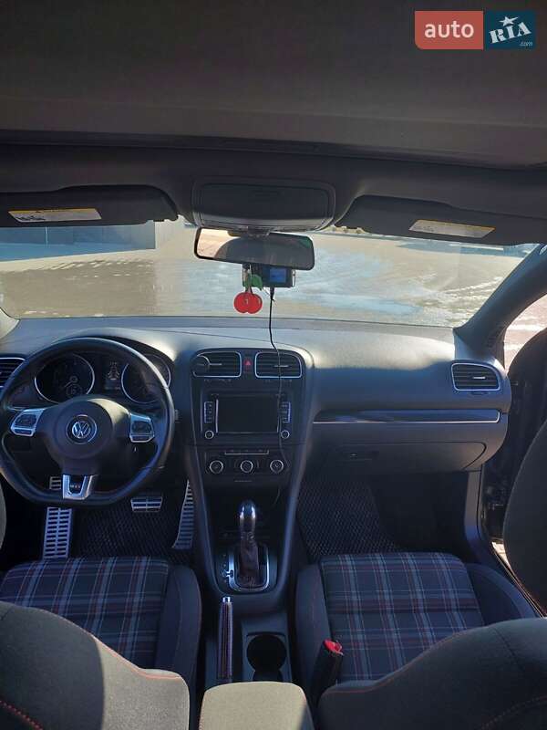 Хетчбек Volkswagen Golf GTI 2012 в Дрогобичі