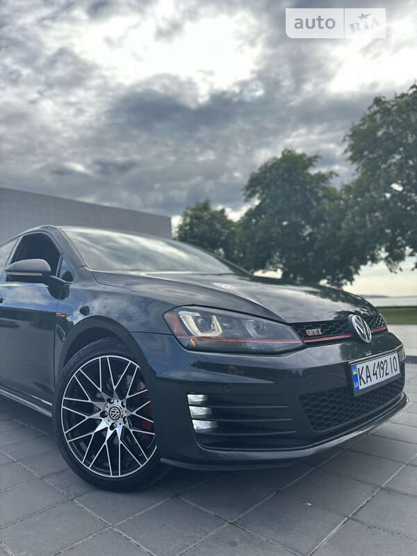 Хэтчбек Volkswagen Golf GTI 2014 в Кременчуге