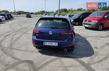 Хетчбек Volkswagen Golf GTI 2019 в 