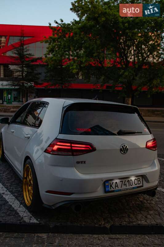 Volkswagen Golf GTI 2017 Volkswagen Golf GTI 2017