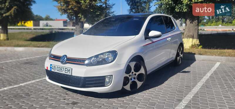 Хэтчбек Volkswagen Golf GTI 2011 в Виннице