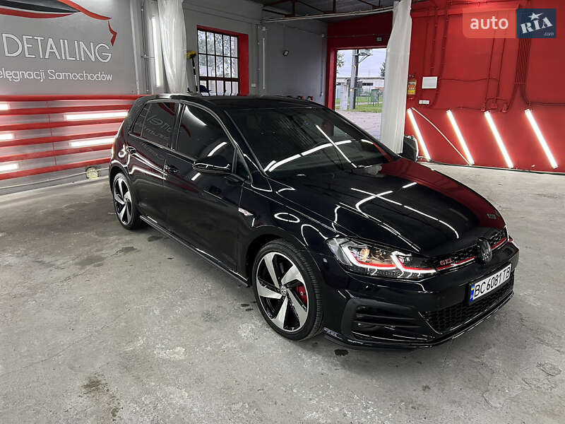 Хетчбек Volkswagen Golf GTI 2020 в Львові