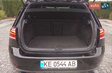 Хэтчбек Volkswagen Golf GTI 2020 в 