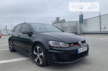 Хетчбек Volkswagen Golf GTI 2014 в Києві