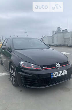 Хэтчбек Volkswagen Golf GTI 2014 в Киеве