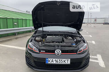 Хэтчбек Volkswagen Golf GTI 2014 в Киеве