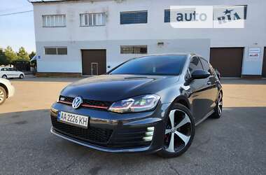 Хетчбек Volkswagen Golf GTI 2017 в Києві