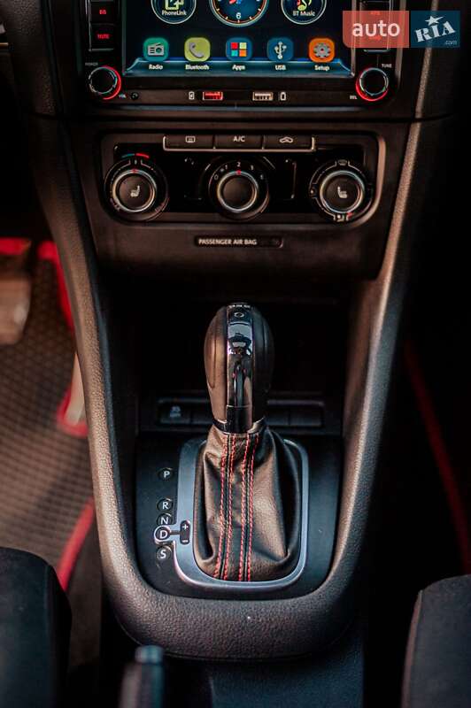 Хетчбек Volkswagen Golf GTI 2012 в Черкасах фото 26 Хетчбек Volkswagen Golf GTI 2012 в Черкасах