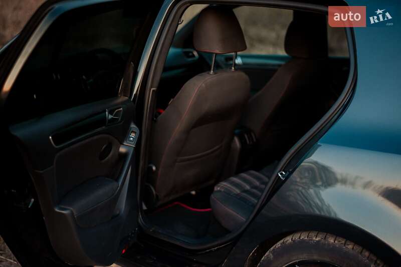 Хетчбек Volkswagen Golf GTI 2012 в Черкасах фото 30 Хетчбек Volkswagen Golf GTI 2012 в Черкасах