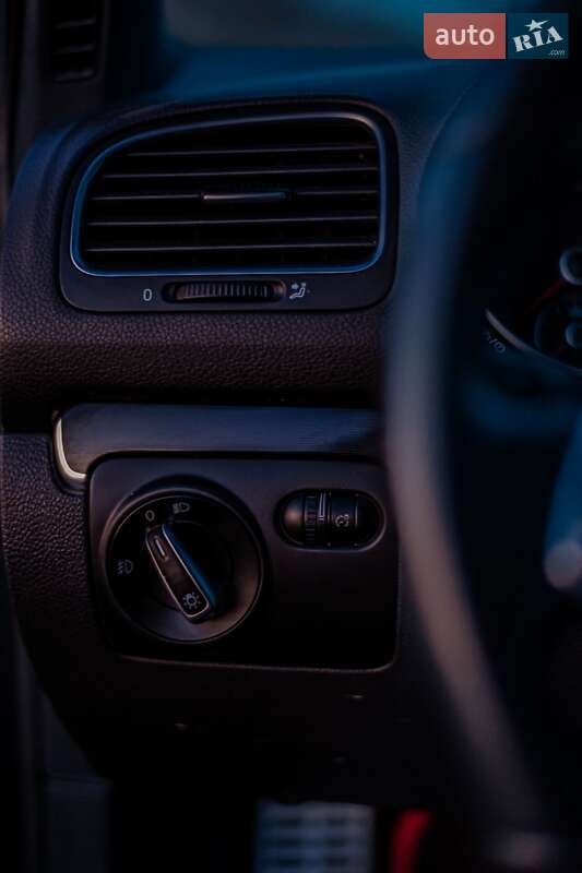 Хетчбек Volkswagen Golf GTI 2012 в Черкасах фото 39 Хетчбек Volkswagen Golf GTI 2012 в Черкасах