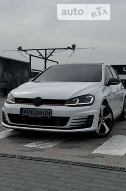 Хэтчбек Volkswagen Golf GTI 2015 в Хусте