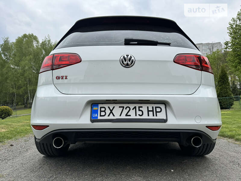 Хэтчбек Volkswagen Golf GTI 2016 в Хмельницком