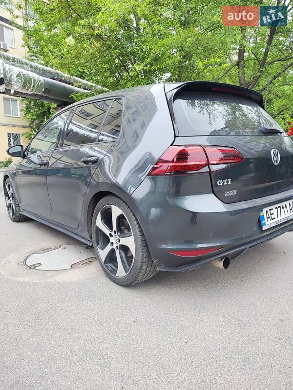 Хэтчбек Volkswagen Golf GTI 2015 в Днепре фото 5 Хэтчбек Volkswagen Golf GTI 2015 в Днепре