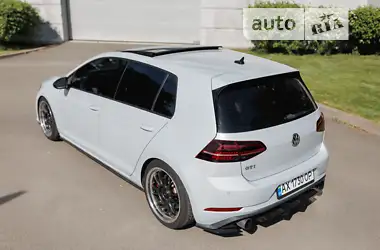Volkswagen Golf GTI 2017
